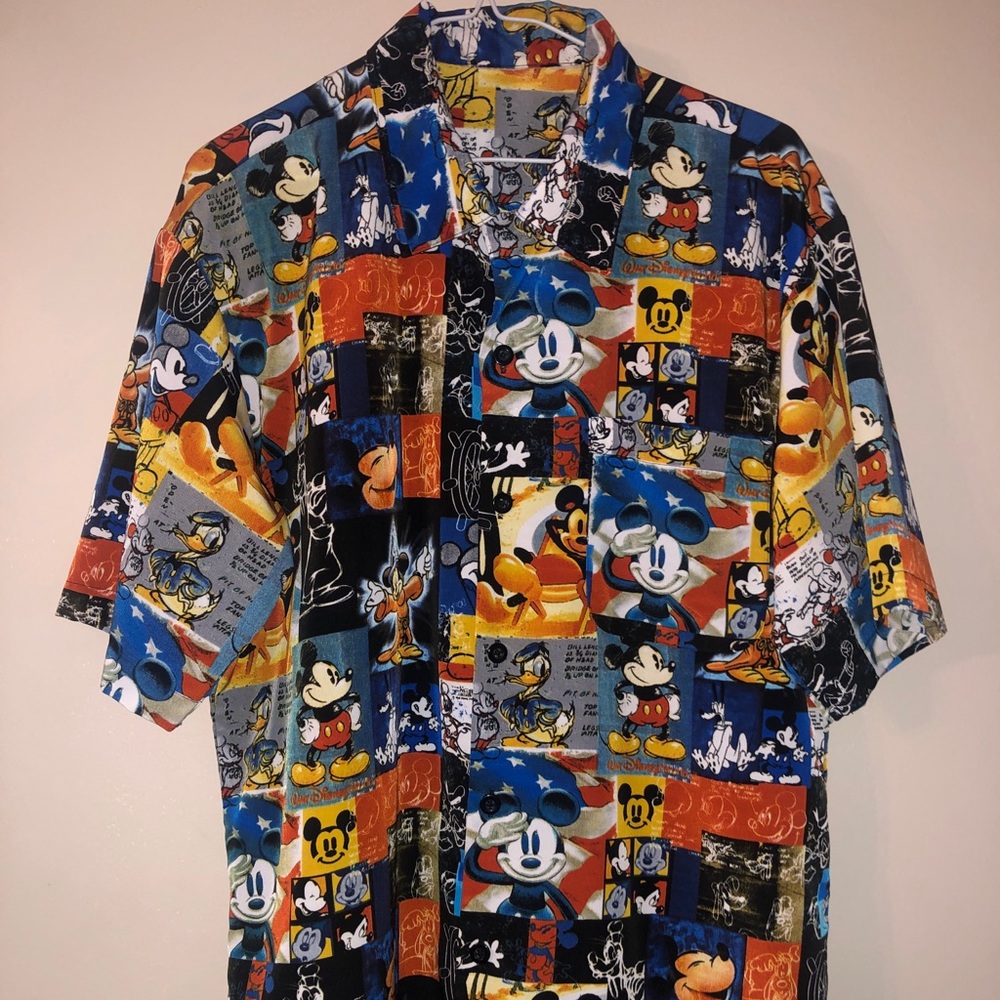 Mickey Mouse Button-up
